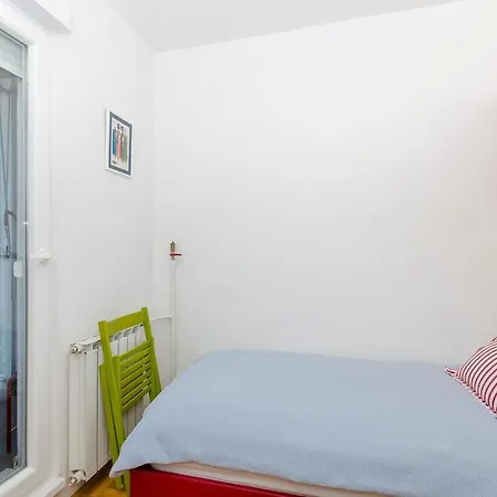 Maya Apartment Split