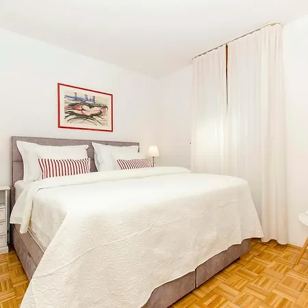 Maya Apartamento *